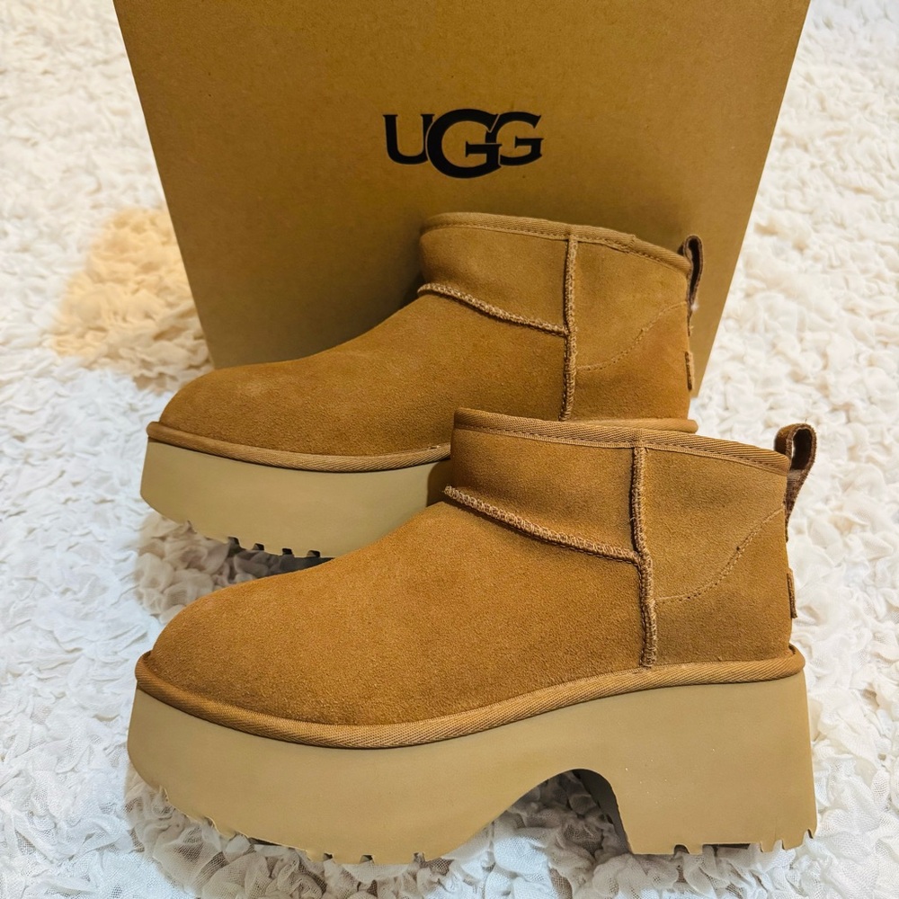 New UGG Classic Ultra Mini Platform Boots